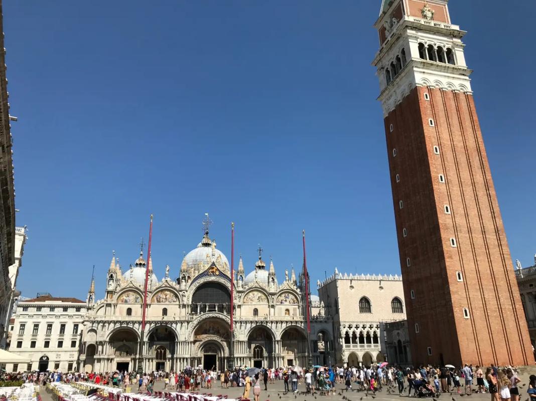 关于威尼斯的建筑的资料_关于威尼斯这座城市的资料